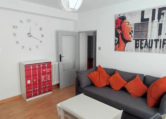 Apartamento En Zona Centrica Y Tranquila.